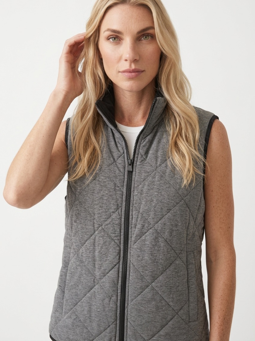 Banana Republic Unisex Large Gray Quilted/Water Resist Vest  Excellent Condition